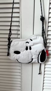 Túi đeo vai đeo chéo hình chú chó Snoopy dễ thương năng động nhỏ gọn tiện dụng