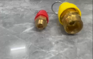 AIR COMPRESOR RELIEF SAFETY BRASS AIR PREASSURE VALVES RELEASE 3/8 1/4 1/8 1 PIECE ONLY