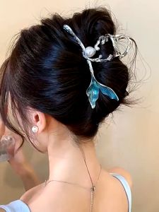 Fishtail Metal Grab Clip Pearl Hair Claw for Women Girls Large Non Slip Hold Ponytail Head Clip Pearl Shark Clip