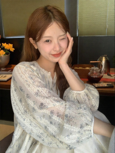 imimtuan | Áo Blouse Phong Cách Pháp Hoa Văn Ren