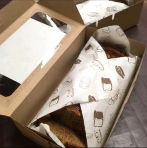 Wax Paper / Baking Paper Laminasi anti lengket Motif ~ FOOD GRADE ~ 50 PCS uk 22 x 22 cm