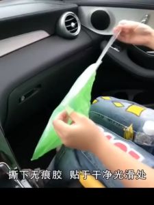 ✮T036✮ 📢📢Stick Type Car Rubbish Bag Disposable Plastic and Stick Cartoon Car Trash Bag