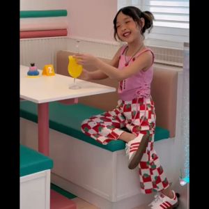 Printed tank top+Printed Flare trouser