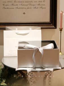 Acrylic Gift Box Packaging for Birthday Cosmetics Skincare Light Luxury Empty Box French Style Wedding Celebration Supplies