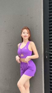 Bộ Thể Thao [D02] Màu Xanh Lá -  Bộ Đùi Thể Thao Túi Áo Bra Rúm Ngực Chất Liệu Co Giãn Thoáng Mát Thích Hợp Đi Tập Gym Yoga Đi Biển