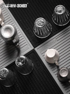 MHW-3BOMBER Silicone Bar Mat Anti-Slip Heat Resistant Coffee Cup Drainage Pad Aircraft Carrier Style Dining Utensils Accessories