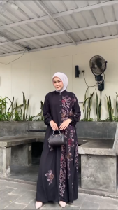 MULTICOLOUR DRES GAMIS TWILL RAYON CANDI MEKAR GAMIS BATIK CAP ABSTRAK PEKALONGAN