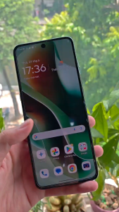 Điện thoại Motorola Razr 60 Ultra - Snapdragon 8 Elite Mạnh Mẽ  Màn Gập Đẳng Cấp Thời Thượng