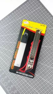 ESCO Pisau Cutter Besar / Cutter 18 mm + Refill ES-1887
