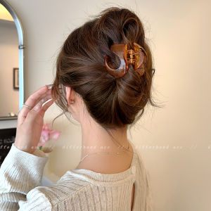 คลิปหนีบผมอะคริลิกทรงฉลามแบบไม่สมมาตรสำหรับผู้หญิง คลิปหนีบผมสไตล์เรียบง่ายสำหรับฤดูร้อน 2024 ใหม่ล่าสุด คลิปหนีบผมแบบใหม่สำหรับหน้าท้อง