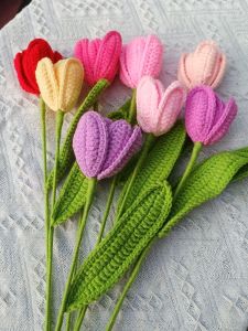 Handmade Crocheted Tulip Bouquet Creative Home Decorations Teachers Day Gift Flower Arrangement Fiber Art Rural Style
