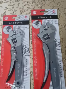 釼 福冈工具 Adjustable Pipe Wrench 8/10 Inch Multi Functional Locking Spanner Design Tools Bathroom Repair Tool Flexible Saiz Spanar Pelbagai Fungsi Anti Slip Grip Wrench Adjustable Hand Tool 扳手 万能扳手