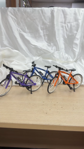 Kids Bicycle Model Toy Mountain Bike Model Simulation Bicycle with Moving Wheels Colorful Bike Toy Gift for Kids Basikal