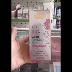 Kem chống nắng Louis Kara White Sunblock Cream OK161 giúp bảo vệ da SPF 30+ PA+++ dưỡng trắng 50ml