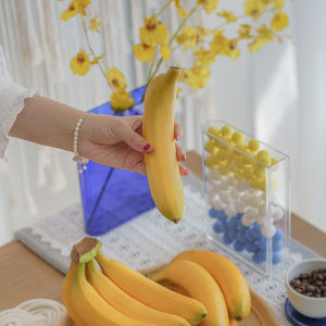 [พร้อมส่งจากไทย] โมเดลกล้วยปลอม ขนาดเท่าของจริง พร้อมส่ง จากไทย พร็อพถ่ายรูป ราคาต่อ 1 ชิ้น