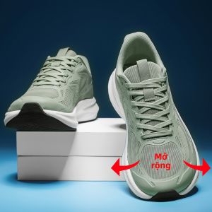 Wide and Large Mens Running Shoes Breathable Mesh
