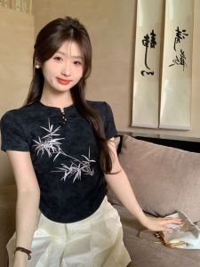 เสื้อยืดแขนสั้นผู้หญิงสไตล์จีนใหม่ ทรงเข้ารูป ดีไซน์เก๋ไก๋ สวยงาม ทรงเข้ารูป แฟชั่นฤดูร้อน คอลเลกชั่นฤดูร้อน 2024