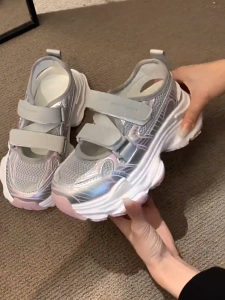 Summer New Mesh Breathable Hollow Out Velcro Casual Soft Sole Flat Bottom Sports Sandals for Women