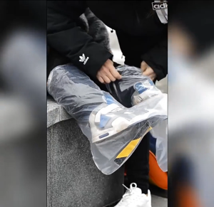 [1 pair] Disposable Children Waterproof Shoe Covers ⚡Free Anti-Slip Strip ⚡Individual Pack Easy to Carry ⚡Extra Safe + 2 strips