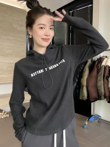 เสื้อสเวตเตอร์คอวีทรงเข้ารูปสไตล์อเมริกันย้อนยุคสำหรับผู้หญิงในฤดูใบไม้ร่วงปี 2025 เสื้อเชิ้ตแขนยาวแบบลำลองที่สวมใส่สบายและมีสไตล์