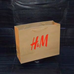 Paper bag H&M Medium Landscape 33 x 26 x 12 cm