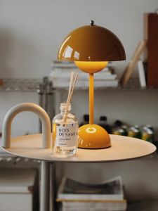 SHEJISHIBULUO | Wireless Mobile Touch Dimming LED Desk Lamp
