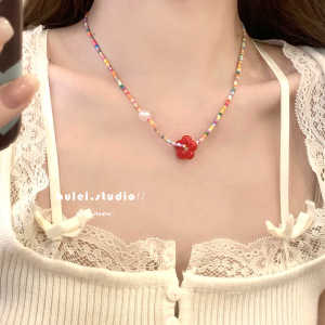 สีสันยิ้ม Face น้ําหอมลูกปัด Handmade สไตล์ญี่ปุ่นสร้อยคอ Contrast สี Lockbone CHAIN Design สําหรับแฟชั่นผู้หญิง