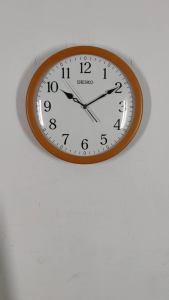 100% ORIGINAL SEIKO Quiet Sweep Wooden Round Wall Clock QXA866 (QXA866B) [Jam Dinding]