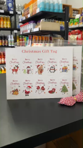 `ป้ายห้อย Tag ธีมคริสต์มาสพร้อมเชือกผูกจำนวน 48-50 ชิ้นต่อแพค`