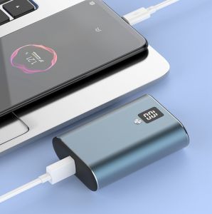 PX712 Fully Compatible Super Charge with LCD Display 10000mAh Type-C Input and Output Power Bank