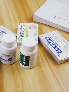 Portable Home Medical Box Medicine Box First Aid Storage Box 2 Layers Large Capacity Medical Box