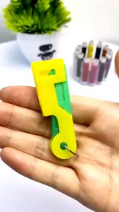 ALAT UNTUK MEMASUKAN BENANG KE DALAM JARUM JAHIT | MATA NENEK