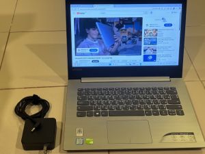 notebook lenovo ideapad 320 CPU i3 gen 6 แรม 4GB ddr4 การ์ดจอ NVIDIA 920 MX 2 GB harddisk 500 GB ใช้งานได้ปกติทุกอย่างแบบเก็บไฟ 2 ชั่วโมงลำโพงดังปกติแป้นพิมพ์กดได้ทุกปุ่ม