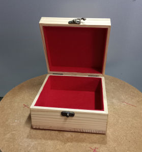 Hộp gỗ vuông đựng đồ linh tinh