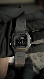 Jam Tangan Pria Casio W-800H-1B Digital Dial Black Resin Band