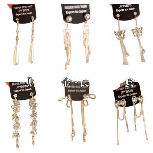 Elegant Pearl Waterdrop Earrings French Style Fashionable Pearls Dangle Earrings Luxury Feelings Drop Earrings for Women