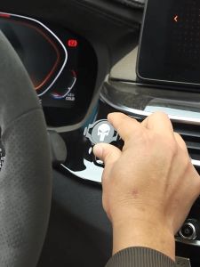 Universal Cover Button Start Stop Engine Tutup Tombol Start Mobil Premium dengan Logo Bahan Paduan Aluminium Tahan Lama
