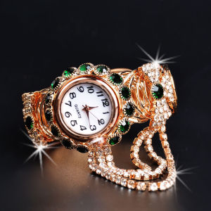 นาฬิกากําไลคริสตัลประดับเพชรพู่เสน่ห์ดั้งเดิมของผู้หญิงสายนาฬิกาข้อมือลำลองสำหรับผู้หญิงปรับได้