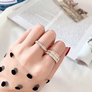 𝓦𝓦 Ring Romantic Shine Zircon Couple Finger Ring Luxury Fashion Engagement Ring Women Jewelry