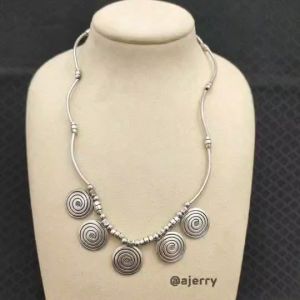 ถูกต้อง สร้อยโชกเกอร์รำเซิ้ง/เจ้านาง/ล้านนา** มีหลายแบบ สำหรับการจัดส่งจากประเทศไทย สินค้าพร้อม