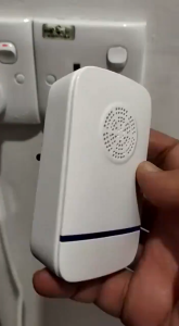 【Ready Stock】 Electric Ultrasonic Insect Repellent Portable Repeller Mosquito Mouse Cockroach Pest Reject Controller
