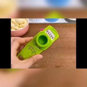 Parutan Mini Penghalus / Garlic Grinder / Alat Serut Wortel