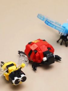 Building blocks insect world assembled butterfly dragonfly boy and girl series birthday gift ornaments