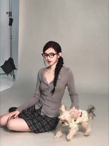 OIOI ESSE | Áo Cardigan Cổ V Tay Dài Ôm Sát Cho Nữ