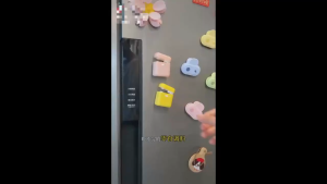 มินิซีลน่ารักสามารถชาร์จ USB ขนาดเล็กบ้านขนมปังถุงขนมบรรจุฉนวนจัดเก็บเครื่องมือห้องครัวแบบพกพา