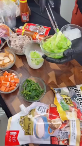 น้ำจิ้มสุกี้ สูตรกวางตุ้ง ขนาด 330 กรัม น้ำจิ้มสุกี้ ชาบู หมูกระทะ ตรา เพียวฟู้ดส์