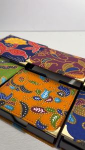 (Ready Stock ) Single Memo Box Songket / Batik Design 200 Sheets Memo Pad Office Gift Songket/ Batik Product