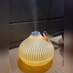Silent Humidifier Aromatherapy Machine Lark/Onion Shape Colorful Night Light USB Desktop Home Bedroom Humidifier Gift Recommendation