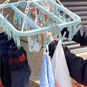 LUVHOME 32 Clip Folding Hanger Windproof Clothes Hanger With Socks Dryer Plastic Foldable Clips Hanger