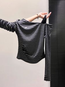 เสื้อยืดแขนยาวทรงสลิมฟิตสำหรับผู้หญิง ฤดูใบไม้ผลิและฤดูใบไม้ร่วง เสื้อชั้นในสุดเก๋ไก๋ เสื้อชั้นในสไตล์เกาหลี